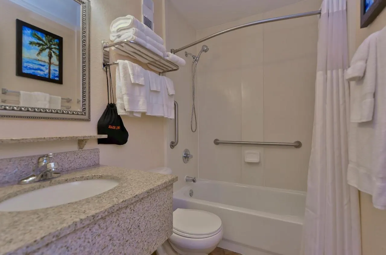 Apartment 202-Pool, Wifi, Close To Bucs Stadium Tampa USA